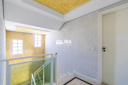 40_photo/94dce515f5.1c5ee5b12bdcf8f7-ATLAS-b674acb9-6ae0-47f2-8c70-6d6eb92582a1.jpg de casa para alugar com 5 quartos, 271m² em Jardim das Américas, Curitiba