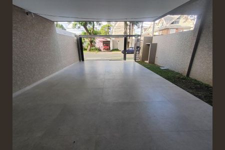 5_photo/94dce515fb.589b6d9b0b411b9f-ATLAS-b52b7a46-6431-4934-bfc5-dd9cf0a596f7.jpg de casa à venda com 4 quartos, 216m² em Jardim das Américas, Curitiba