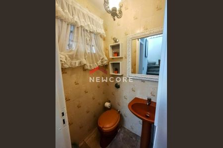 4_photo/94dce51629.958ab4e2955fd321-ATLAS-c805fa44-4708-4986-8518-5ef94ba65a69.jpg de casa à venda com 3 quartos, 177m² em Jardim das Américas, Curitiba