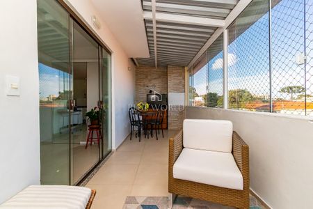 22_photo/94dce5171f.ceff8192393c33de-ATLAS-e356e5ce-e244-4d99-82ab-5417ff91485e.jpg de casa à venda com 3 quartos, 912m² em Jardim das Américas, Curitiba