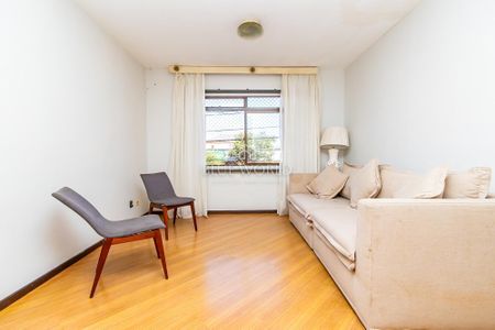 3_photo/94dce5171f.ceff8192393c33de-ATLAS-eeaa5490-09fa-4c1e-896d-479e9d48a5ef.jpg de casa à venda com 3 quartos, 912m² em Jardim das Américas, Curitiba