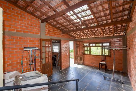 21_photo/94dce519b5.aee49e73b172d5f5-ATLAS-20eb9944-02fd-4b3b-b673-67e6df83493e.jpg de casa à venda com 4 quartos, 157m² em Jardim das Américas, Curitiba