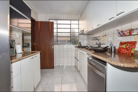 7_photo/94dce519b5.aee49e73b172d5f5-ATLAS-8980884f-36f9-4fd4-8b7e-c94a4cfa86d4.jpg de casa à venda com 4 quartos, 157m² em Jardim das Américas, Curitiba