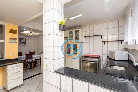 6_photo/94dce51c23.b37fb779aadef412-ATLAS-30f9205d-e576-4b5d-b91c-c9a7f42c07a7.jpg de casa à venda com 5 quartos, 182m² em Jardim das Américas, Curitiba