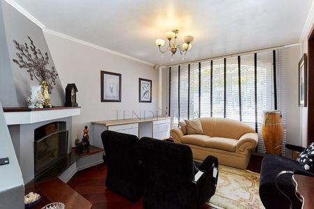 3_photo/94dce51c23.d7ac12836e0fb324-ATLAS-3491e981-67d8-46af-ac57-cb856eba704e.jpg de casa à venda com 4 quartos, 182m² em Jardim das Américas, Curitiba