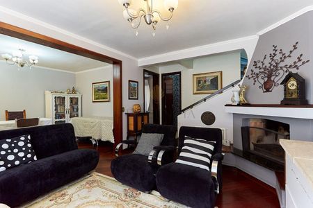 7_photo/94dce51c23.d7ac12836e0fb324-ATLAS-5817cacb-773a-4be4-a0b9-944f0c8aae2a.jpg de casa à venda com 4 quartos, 182m² em Jardim das Américas, Curitiba