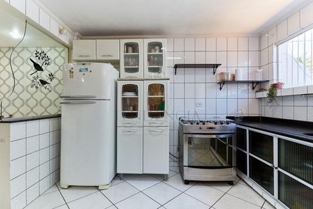 7_photo/94dce51c23.d7ac12836e0fb324-ATLAS-7a423edf-3201-4663-a6b3-ef52f86b60fd.jpg de casa à venda com 4 quartos, 182m² em Jardim das Américas, Curitiba