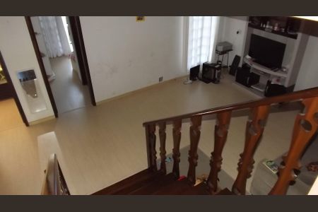5_photo/94dce51c4b.6b2453e70642c87c-ATLAS-184da2ef-8e2b-4933-9cc2-cbd934366713.jpg de casa à venda com 4 quartos, 284m² em Jardim das Américas, Curitiba