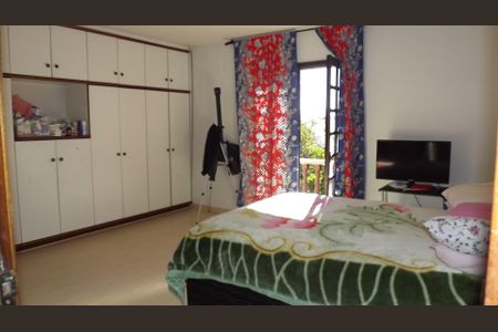 14_photo/94dce51c4b.6b2453e70642c87c-ATLAS-bd028abe-e75c-4e5f-a89b-bc50ec291a72.jpg de casa à venda com 4 quartos, 284m² em Jardim das Américas, Curitiba