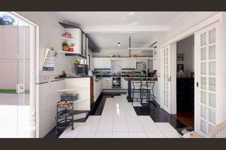 1_photo/94dce51df9.a6766e4246ca3e93-ATLAS-a702d343-7efa-43e6-99bd-2703278ffe58.jpg de casa à venda com 4 quartos, 265m² em Guabirotuba, Curitiba