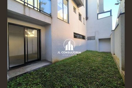 12_photo/94dce51e41.1f03867327ecade6-ATLAS-16d4e57b-cbc8-4dcf-832d-e17c31b8328d.jpg de casa à venda com 4 quartos, 179m² em Guabirotuba, Curitiba