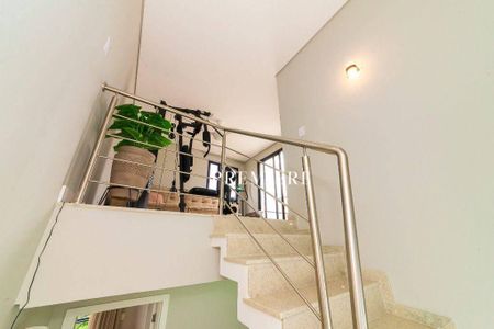 19_photo/94dce51e41.bd868157ddd0d7f3-ATLAS-97b2de10-d479-46a2-b2ae-2f0cd9f7500d.jpg de casa à venda com 3 quartos, 180m² em Guabirotuba, Curitiba