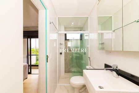 17_photo/94dce51e41.bd868157ddd0d7f3-ATLAS-98b2176f-551e-47a0-b39a-cac9f30b4502.jpg de casa à venda com 3 quartos, 180m² em Guabirotuba, Curitiba