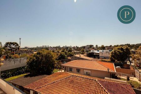 9_photo/94dce51e41.f44e87686b9e9e40-ATLAS-0abc69fa-2d02-4ff1-a89e-b5d47076cf36.jpg de casa à venda com 3 quartos, 179m² em Guabirotuba, Curitiba