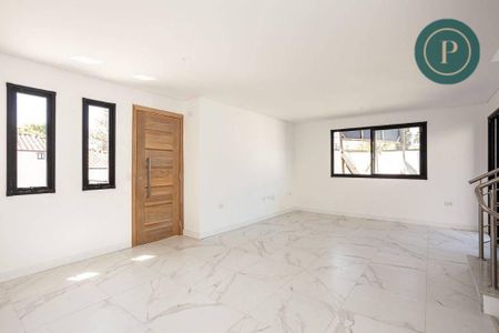 8_photo/94dce51e41.f44e87686b9e9e40-ATLAS-df747763-3c73-42d2-9a2c-1ff90e583a4c.jpg de casa à venda com 3 quartos, 179m² em Guabirotuba, Curitiba