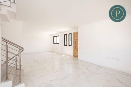 6_photo/94dce51e41.f44e87686b9e9e40-ATLAS-e3bc1c1f-1c88-46de-87aa-cded2aed853f.jpg de casa à venda com 3 quartos, 179m² em Guabirotuba, Curitiba