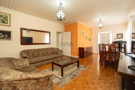 6_photo/94dce51ea1.2008f600ea595daf-ATLAS-90df1de7-300a-4bac-81a2-ab3c798e1d8a.jpg de casa à venda com 0 quarto, 308m² em Jardim das Américas, Curitiba