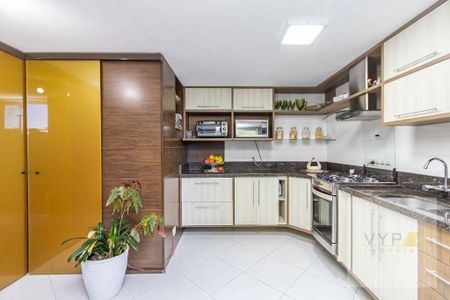 2_photo/94dce51ea1.2ce5201576a7c590-ATLAS-1019faa4-d8f3-4ac6-b788-b2a7ec60db11.jpg de casa à venda com 3 quartos, 132m² em Jardim das Américas, Curitiba