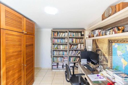 17_photo/94dce51ea1.2ce5201576a7c590-ATLAS-480f21b8-cb58-4a3b-9e0d-49aa631bf71b.jpg de casa à venda com 3 quartos, 132m² em Jardim das Américas, Curitiba