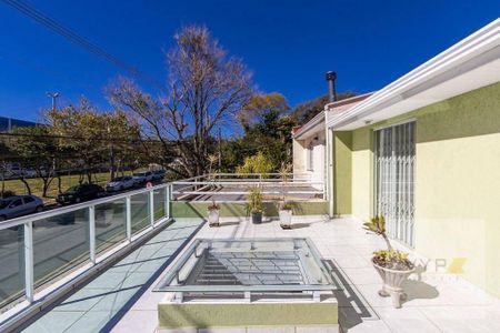 19_photo/94dce51ea1.2ce5201576a7c590-ATLAS-9dcf70a1-3bc1-469b-a8a8-3207134bf4db.jpg de casa à venda com 3 quartos, 132m² em Jardim das Américas, Curitiba