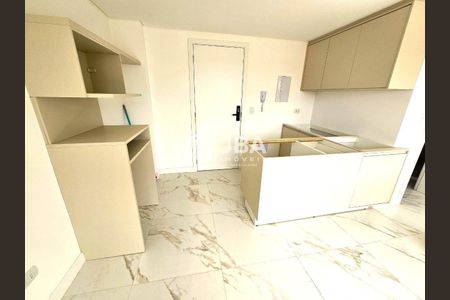 4_photo/94dce51f79.4cea1a0b3f6bbd2f-ATLAS-42c1a296-8977-4848-995e-3767baa4aaad.jpg de kitnet/studio para alugar com 1 quarto, 28m² em Guabirotuba, Curitiba