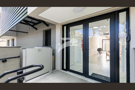 24_photo/94dce51f79.9f2a747e9ef126e2-ATLAS-c7c250e5-11cf-4c89-b732-5f4cd506b31b.jpg de apartamento à venda com 1 quarto, 26m² em Guabirotuba, Curitiba