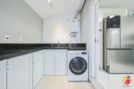 3_photo/94dce51f9d.38153d79977beed0-ATLAS-3040bd16-974a-44ae-b3d4-e4e5bccc83d5.jpg de casa à venda com 4 quartos, 200m² em Guabirotuba, Curitiba