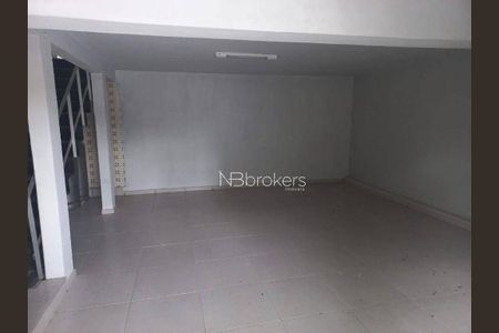 6_photo/94dce51fa1.e2451d589f4ca2b2-ATLAS-c8f344af-73b1-466e-8515-65c9801edbc3.jpg de casa à venda com 4 quartos, 279m² em Guabirotuba, Curitiba