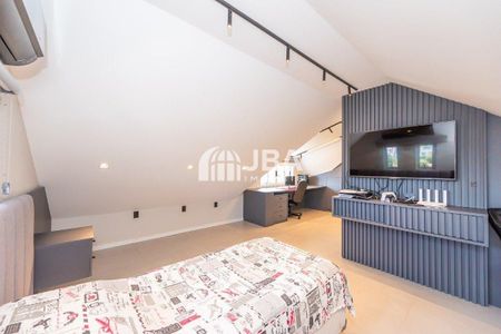 3_photo/94dce51fb3.04a823dc9d4d949a-ATLAS-2803ed8a-65cb-4579-9c3b-3d3e2f1e9db6.jpg de casa à venda com 4 quartos, 227m² em Guabirotuba, Curitiba