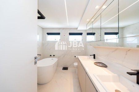 9_photo/94dce51fb3.04a823dc9d4d949a-ATLAS-487eed18-c20d-452e-a992-ce94daa21a03.jpg de casa à venda com 4 quartos, 227m² em Guabirotuba, Curitiba