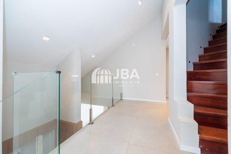 34_photo/94dce51fb3.04a823dc9d4d949a-ATLAS-e03037d6-df5d-4936-a05d-50a32047ffeb.jpg de casa à venda com 4 quartos, 227m² em Guabirotuba, Curitiba