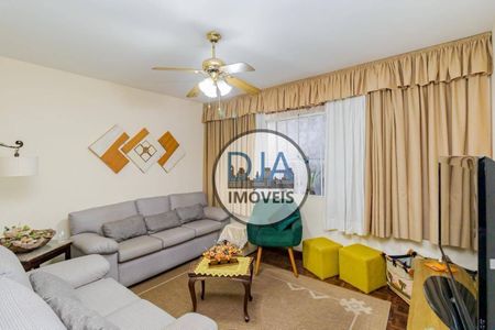 31_photo/94dce51fdd.56f87905458f71eb-ATLAS-e58ec49f-8a0e-4bc4-a369-9714e4b61542.jpg de casa à venda com 4 quartos, 225m² em Guabirotuba, Curitiba