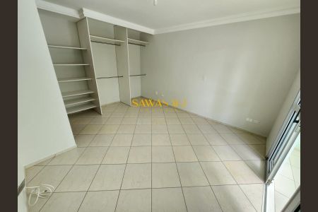 16_photo/94dce5205d.b293cafc7581cb16-ATLAS-11e5b7fb-5a9e-498c-8bd8-c7a7eb3ee667.jpg de casa à venda com 4 quartos, m² em Guabirotuba, Curitiba