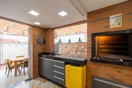 7_photo/94dce5211d.bd2dffe6b68feeb7-ATLAS-277da822-69a9-497a-bbb4-1926caf2d455.jpg de casa à venda com 4 quartos, 178m² em Guabirotuba, Curitiba