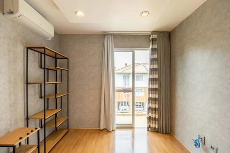 23_photo/94dce5211d.bd2dffe6b68feeb7-ATLAS-7063dc3c-4e9b-4b71-b9b3-9f01445c3553.jpg de casa à venda com 4 quartos, 178m² em Guabirotuba, Curitiba