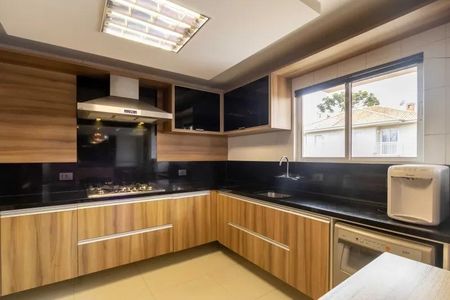 18_photo/94dce5211d.bd2dffe6b68feeb7-ATLAS-9a522fff-1104-4746-9ca0-5524ce4a5336.jpg de casa à venda com 4 quartos, 178m² em Guabirotuba, Curitiba