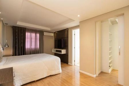 28_photo/94dce5211d.bd2dffe6b68feeb7-ATLAS-ba9107bb-a2b2-46c3-8b1a-25146657974a.jpg de casa à venda com 4 quartos, 178m² em Guabirotuba, Curitiba