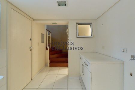 36_photo/94dce5211d.bd2dffe6b68feeb7-ATLAS-c4fd979c-bb89-42f3-bd90-a9a7bf1c3c8a.jpg de casa para alugar com 3 quartos, 165m² em Guabirotuba, Curitiba