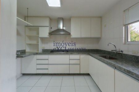 2_photo/94dce5211d.bd2dffe6b68feeb7-ATLAS-dd3f68ca-13a2-48d7-bf23-171435382a73.jpg de casa para alugar com 3 quartos, 165m² em Guabirotuba, Curitiba