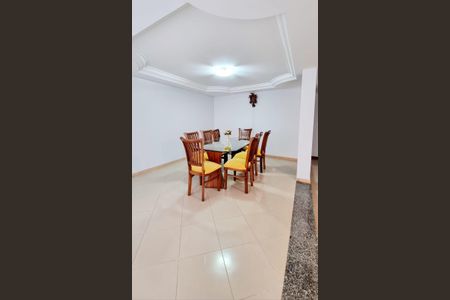 9_photo/94dce52139.fbcd7a2e7ac63d93-ATLAS-3eb3189b-99d8-409c-84dd-47cb5a24eeb2.jpg de casa à venda com 3 quartos, 271m² em Guabirotuba, Curitiba