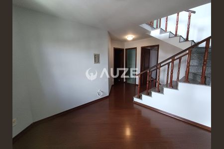 4_photo/94dce52139.fbcd7a2e7ac63d93-ATLAS-7a57eb7c-e2bb-4625-b3f5-ed7cb3ebb053.jpg de casa à venda com 3 quartos, 271m² em Guabirotuba, Curitiba