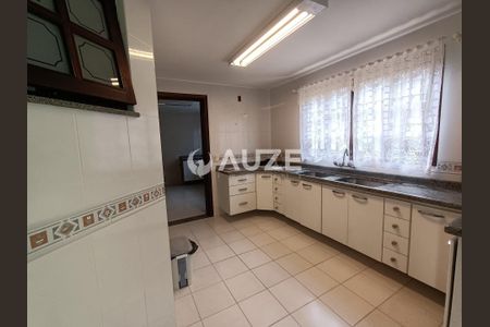 3_photo/94dce52139.fbcd7a2e7ac63d93-ATLAS-9450672c-4aaf-46df-871e-4534f4affa10.jpg de casa à venda com 3 quartos, 271m² em Guabirotuba, Curitiba