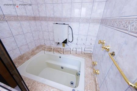 8_photo/94dce52187.61bfc18f4f00076e-ATLAS-0ecff58b-c63f-4465-8d6b-a7d837ed5cf7.jpg de casa à venda com 4 quartos, 280m² em Guabirotuba, Curitiba