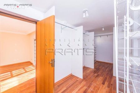 12_photo/94dce52187.61bfc18f4f00076e-ATLAS-163216d8-594d-4e75-96df-5d3adef9e9d4.jpg de casa à venda com 4 quartos, 280m² em Guabirotuba, Curitiba