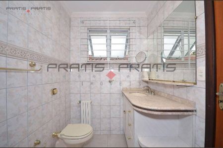 20_photo/94dce52187.61bfc18f4f00076e-ATLAS-3ec38c48-ebc3-4d92-b2ed-4f657e553689.jpg de casa à venda com 4 quartos, 280m² em Guabirotuba, Curitiba