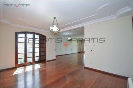 11_photo/94dce52187.61bfc18f4f00076e-ATLAS-721a9826-987c-4d85-b585-d5404ab19ebe.jpg de casa à venda com 4 quartos, 280m² em Guabirotuba, Curitiba