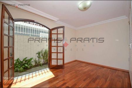 22_photo/94dce52187.61bfc18f4f00076e-ATLAS-ac8c6879-9be8-4f0e-af5a-07307d6a4e14.jpg de casa à venda com 4 quartos, 280m² em Guabirotuba, Curitiba