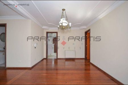 12_photo/94dce52187.61bfc18f4f00076e-ATLAS-b670cc05-cb4d-4087-8cf2-c7555bd7f5b9.jpg de casa à venda com 4 quartos, 280m² em Guabirotuba, Curitiba