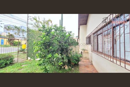 9_photo/94dce521df.fd4e69175d3a2864-ATLAS-12bca63d-5e8d-40ea-865b-90ddf2d733e3.jpg de casa à venda com 3 quartos, 126m² em Guabirotuba, Curitiba