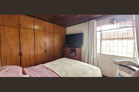 6_photo/94dce521df.fd4e69175d3a2864-ATLAS-507fbf6d-2e2b-4986-90fd-4686368acb9b.jpg de casa à venda com 3 quartos, 126m² em Guabirotuba, Curitiba